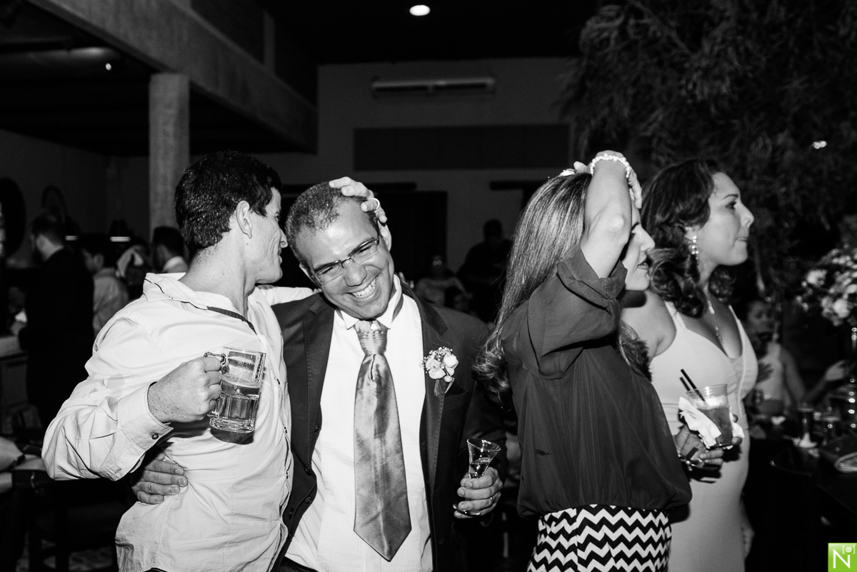 Fotógrafo de casamento Al, Igreja Santa Catarina de Labouré, Recepção e Buffet: Sabatelli, Manu Toledo, Paulo Lemer, Make Luana Souza, Hair Janaína Cabelos, Alfa Cerimonial, Vert  Rouge, DJ Alan Dias, Decoração Aline Chaves, Joseane bem Casados, Bolo Deli