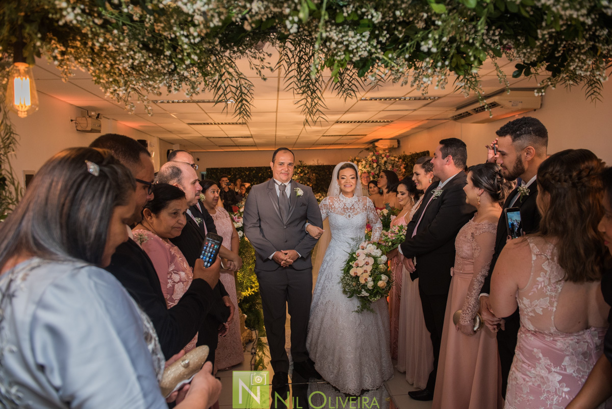 Cerimônia e recepção na Igreja Batista El Shaddai, Lili Lemos Cerimonial, Buffet Destak, Make: Thais Damásio, Iluminação Tech Solução, Buffet Destak, Móveis Garrote
Decoradora Nazedy, Vestido Neide Freire, Fotógrafo de casamento Maceió, Fotógrafo Maceió, 