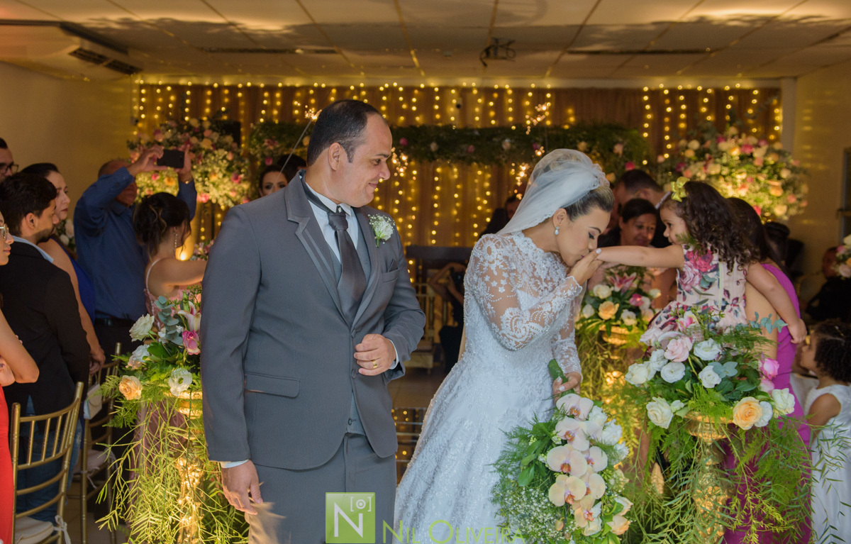 Cerimônia e recepção na Igreja Batista El Shaddai, Lili Lemos Cerimonial, Buffet Destak, Make: Thais Damásio, Iluminação Tech Solução, Buffet Destak, Móveis Garrote
Decoradora Nazedy, Vestido Neide Freire, Fotógrafo de casamento Maceió, Fotógrafo Maceió, 