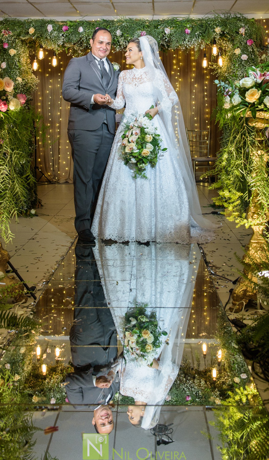 Cerimônia e recepção na Igreja Batista El Shaddai, Lili Lemos Cerimonial, Buffet Destak, Make: Thais Damásio, Iluminação Tech Solução, Buffet Destak, Móveis Garrote
Decoradora Nazedy, Vestido Neide Freire, Fotógrafo de casamento Maceió, Fotógrafo Maceió, 