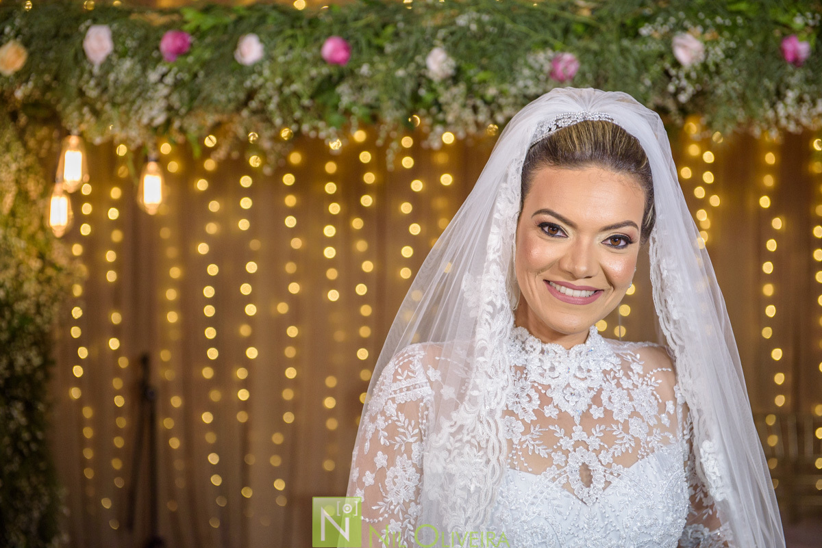 Cerimônia e recepção na Igreja Batista El Shaddai, Lili Lemos Cerimonial, Buffet Destak, Make: Thais Damásio, Iluminação Tech Solução, Buffet Destak, Móveis Garrote
Decoradora Nazedy, Vestido Neide Freire, Fotógrafo de casamento Maceió, Fotógrafo Maceió, 