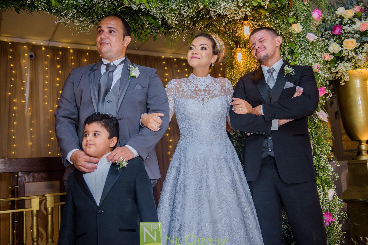 Cerimônia e recepção na Igreja Batista El Shaddai, Lili Lemos Cerimonial, Buffet Destak, Make: Thais Damásio, Iluminação Tech Solução, Buffet Destak, Móveis Garrote
Decoradora Nazedy, Vestido Neide Freire, Fotógrafo de casamento Maceió, Fotógrafo Maceió, 