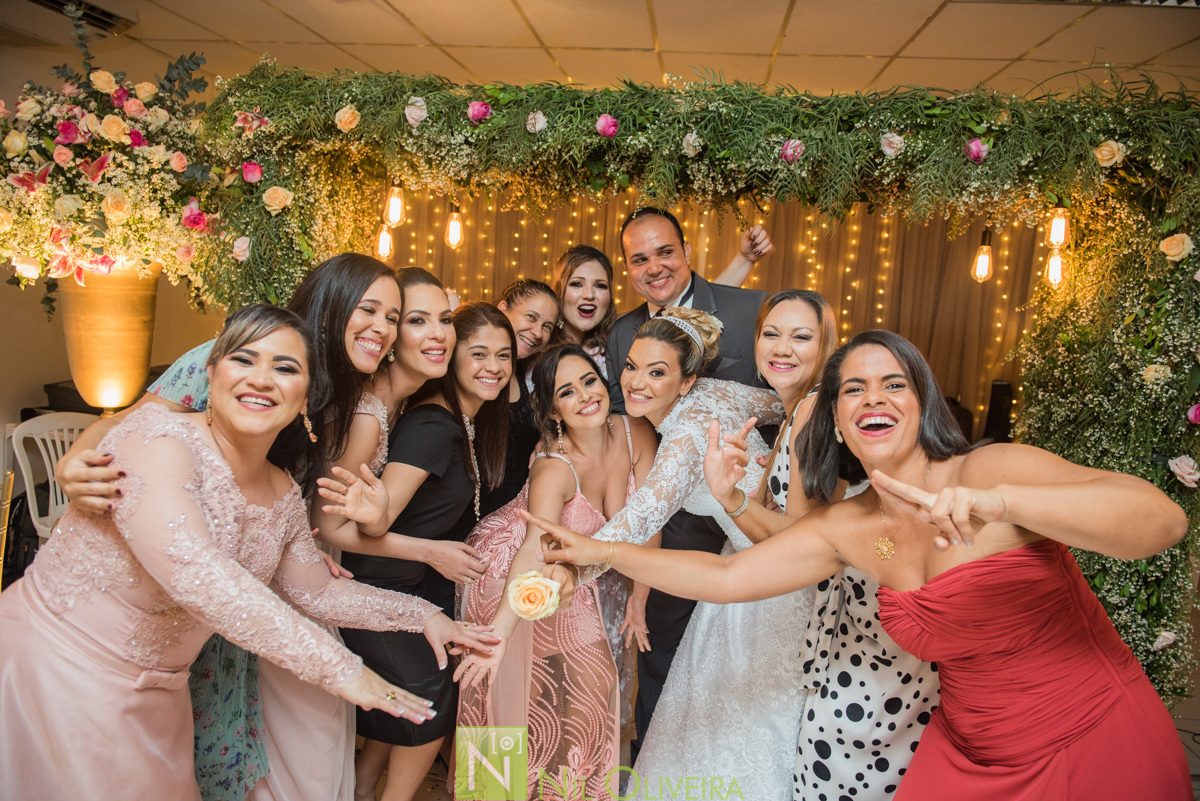 Cerimônia e recepção na Igreja Batista El Shaddai, Lili Lemos Cerimonial, Buffet Destak, Make: Thais Damásio, Iluminação Tech Solução, Buffet Destak, Móveis Garrote
Decoradora Nazedy, Vestido Neide Freire, Fotógrafo de casamento Maceió, Fotógrafo Maceió, 