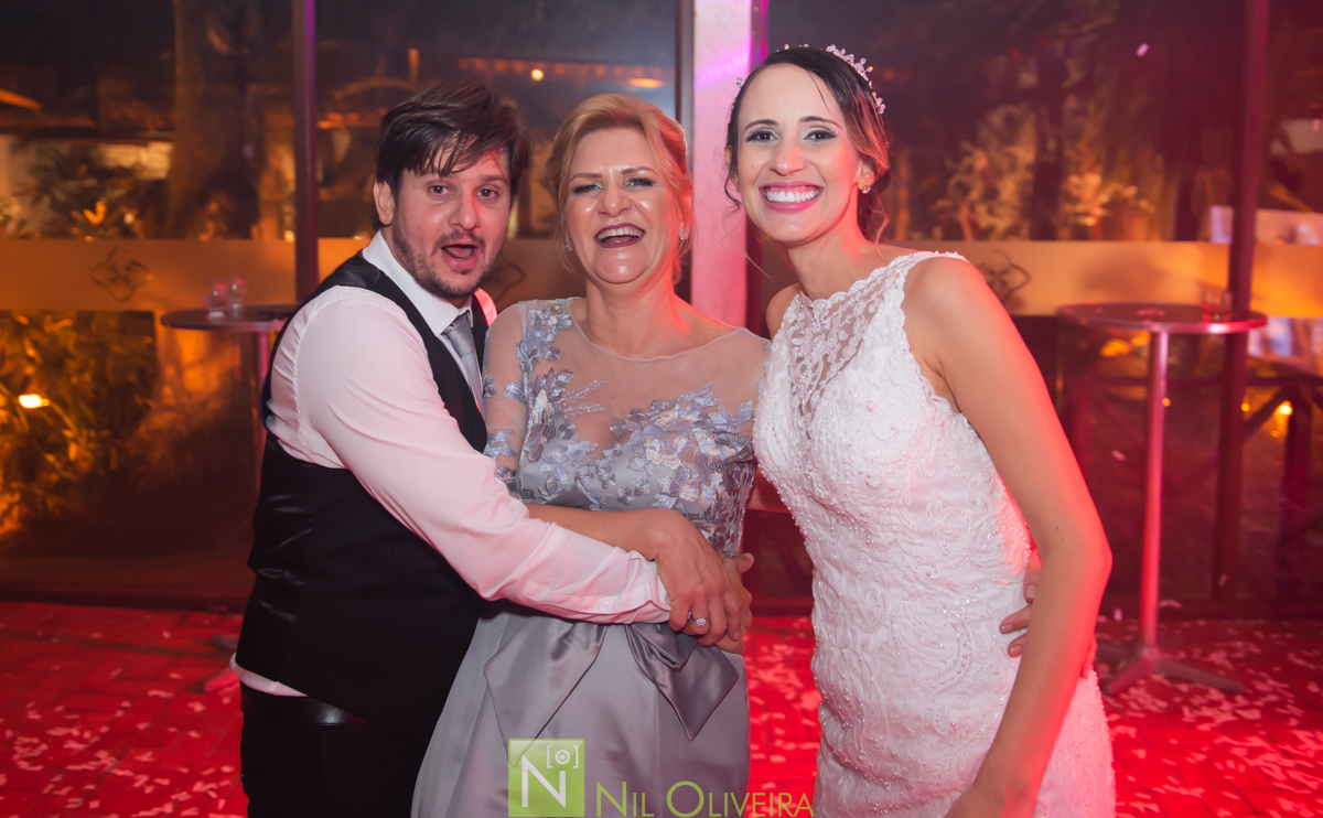 Fotógrafo de casamento Maceió, DJ Diego Fragoso e Gabriel Emiliano, Som e Equipamentos Equipamentos Peixe, Cerimonial- Paulinha Lopes, Vestido da Noiva Tok Fino, Espaço Amarilis, Buffet Chez marie, Decoração Thereza Monteiro