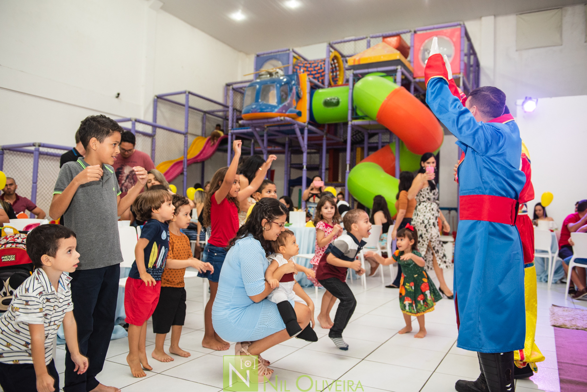 Fotógrafo de aniversário Maceió, Fotógrafo Maceió, salão de festa piroetta, fotos criativas de casamento, fotos criativas pré wedding, trash the dress Maceió, wesley bolos, wesley bolos maceió
