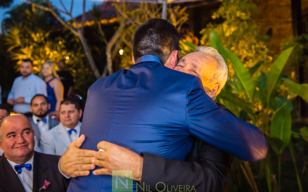 Fotógrafo de casamento Maceió, Cerimônia e Recepção Espaço Agenda, Decoração Isis Reis Decor, Vivi Araújo Assessoria, Flores mais Buquê, Vestido da Noiva I Love Vestidos, Buffet Ana Costas, Música para Casamentos Grupo Pra Sonhar, Sowbar Itinerante