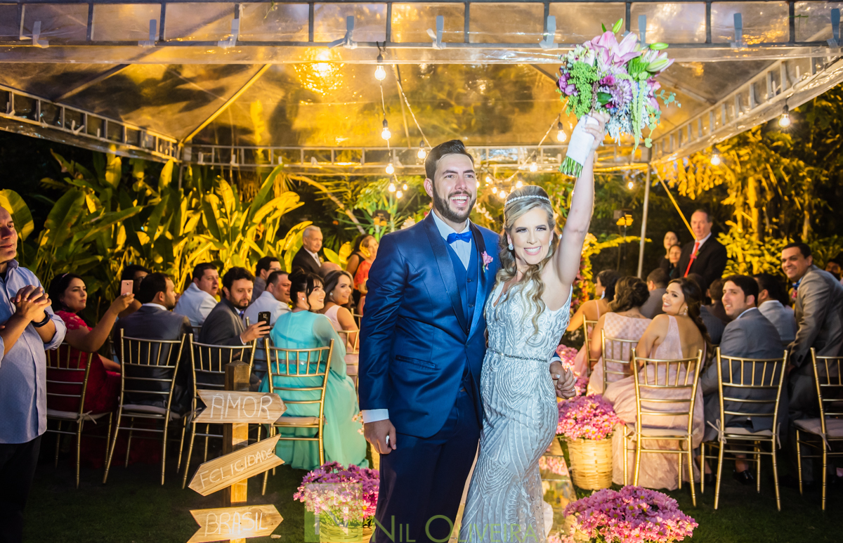 Fotógrafo de casamento Maceió, Cerimônia e Recepção Espaço Agenda, Decoração Isis Reis Decor, Vivi Araújo Assessoria, Flores mais Buquê, Vestido da Noiva I Love Vestidos, Buffet Ana Costas, Música para Casamentos Grupo Pra Sonhar, Sowbar Itinerante