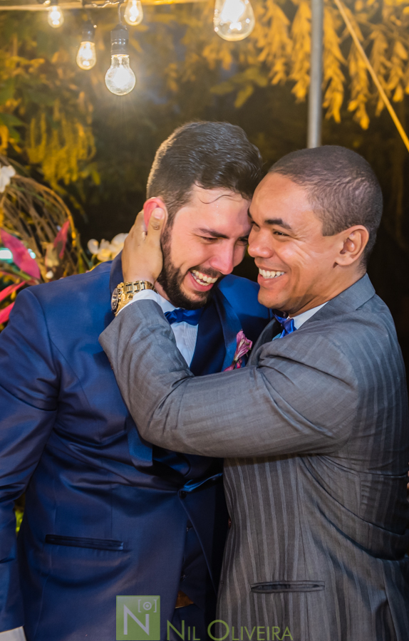 Fotógrafo de casamento Maceió, Cerimônia e Recepção Espaço Agenda, Decoração Isis Reis Decor, Vivi Araújo Assessoria, Flores mais Buquê, Vestido da Noiva I Love Vestidos, Buffet Ana Costas, Música para Casamentos Grupo Pra Sonhar, Sowbar Itinerante