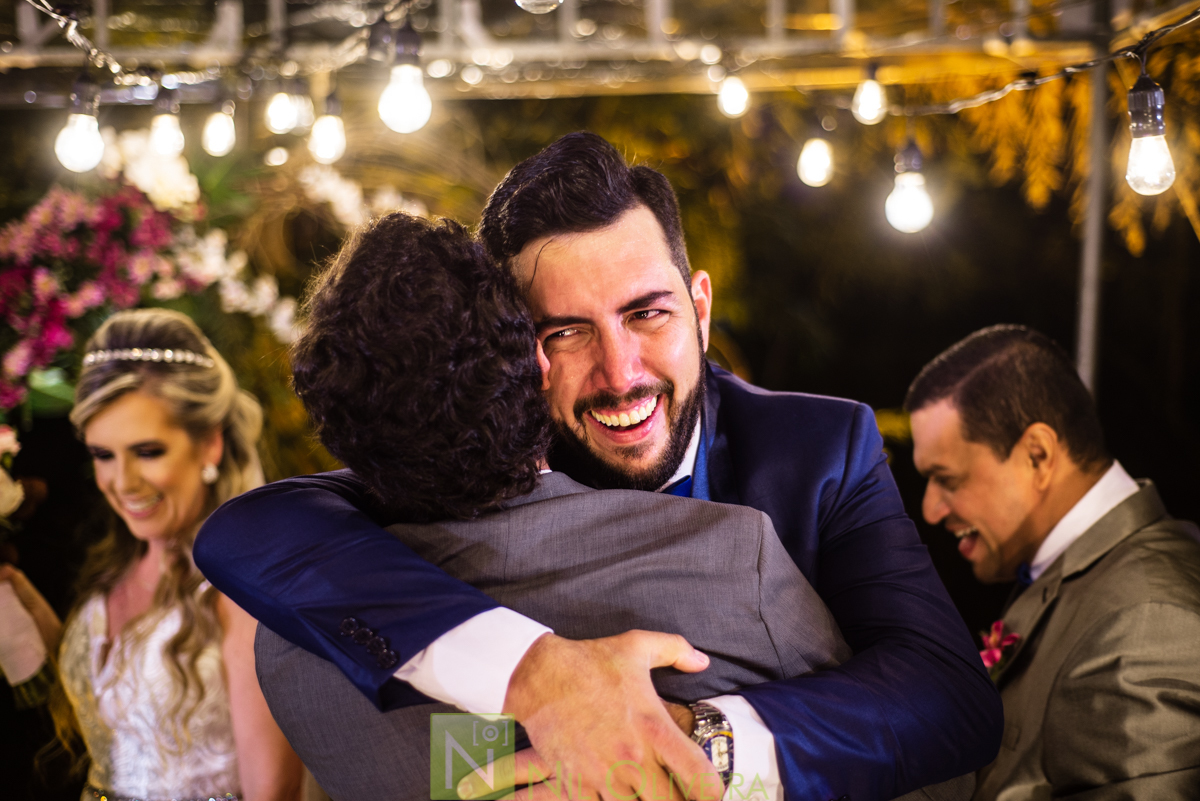 Fotógrafo de casamento Maceió, Cerimônia e Recepção Espaço Agenda, Decoração Isis Reis Decor, Vivi Araújo Assessoria, Flores mais Buquê, Vestido da Noiva I Love Vestidos, Buffet Ana Costas, Música para Casamentos Grupo Pra Sonhar, Sowbar Itinerante