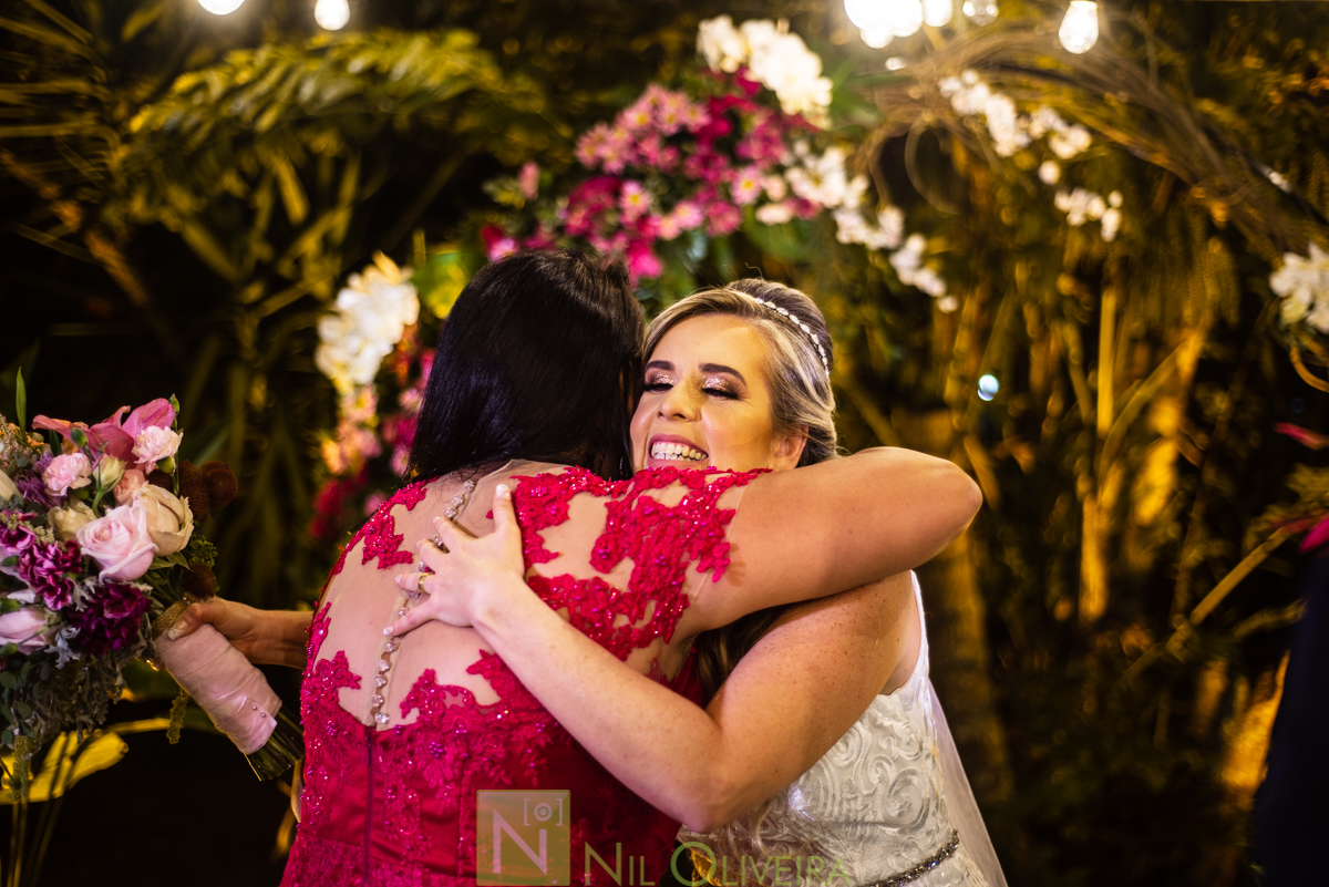 Fotógrafo de casamento Maceió, Cerimônia e Recepção Espaço Agenda, Decoração Isis Reis Decor, Vivi Araújo Assessoria, Flores mais Buquê, Vestido da Noiva I Love Vestidos, Buffet Ana Costas, Música para Casamentos Grupo Pra Sonhar, Sowbar Itinerante