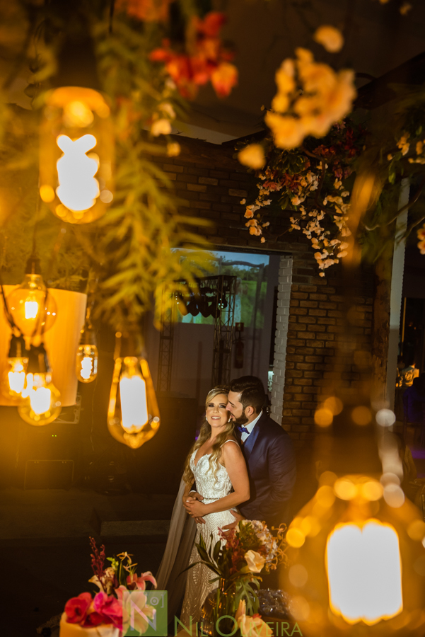 Fotógrafo de casamento Maceió, Cerimônia e Recepção Espaço Agenda, Decoração Isis Reis Decor, Vivi Araújo Assessoria, Flores mais Buquê, Vestido da Noiva I Love Vestidos, Buffet Ana Costas, Música para Casamentos Grupo Pra Sonhar, Sowbar Itinerante