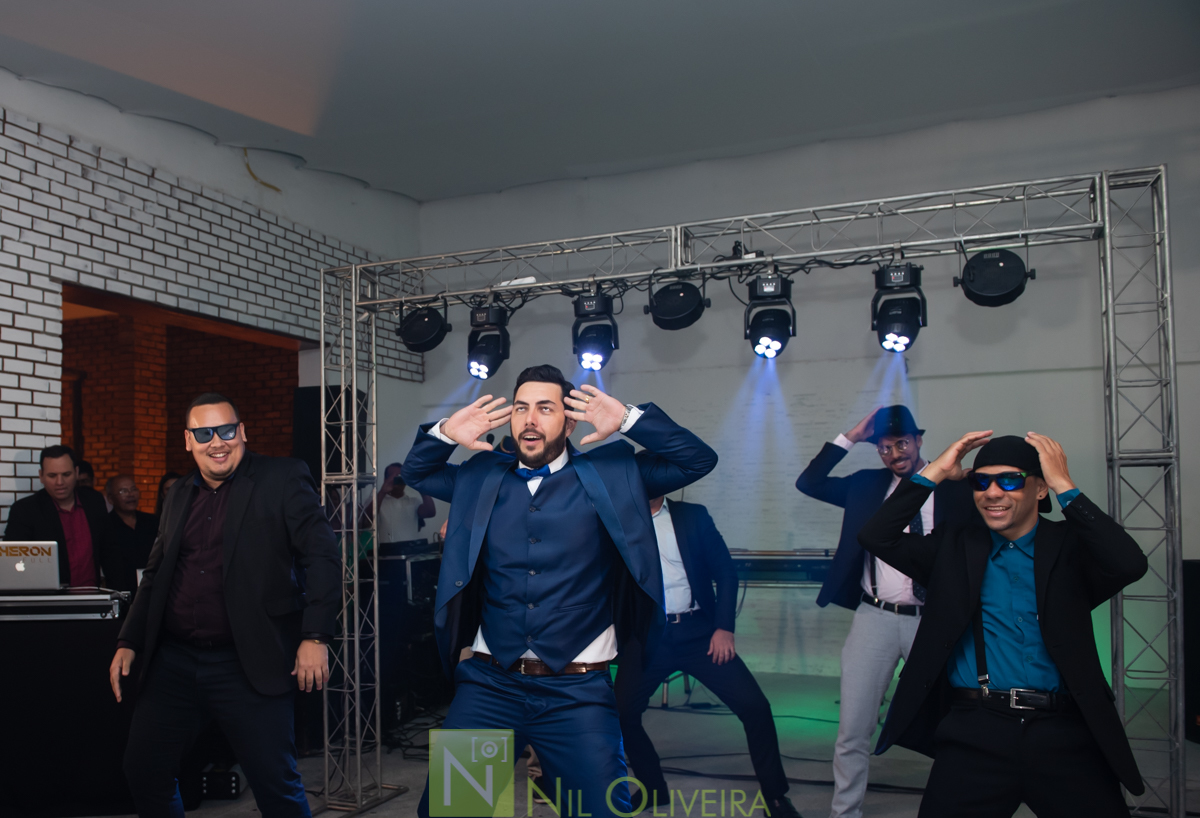 Fotógrafo de casamento Maceió, Cerimônia e Recepção Espaço Agenda, Decoração Isis Reis Decor, Vivi Araújo Assessoria, Flores mais Buquê, Vestido da Noiva I Love Vestidos, Buffet Ana Costas, Música para Casamentos Grupo Pra Sonhar, Sowbar Itinerante