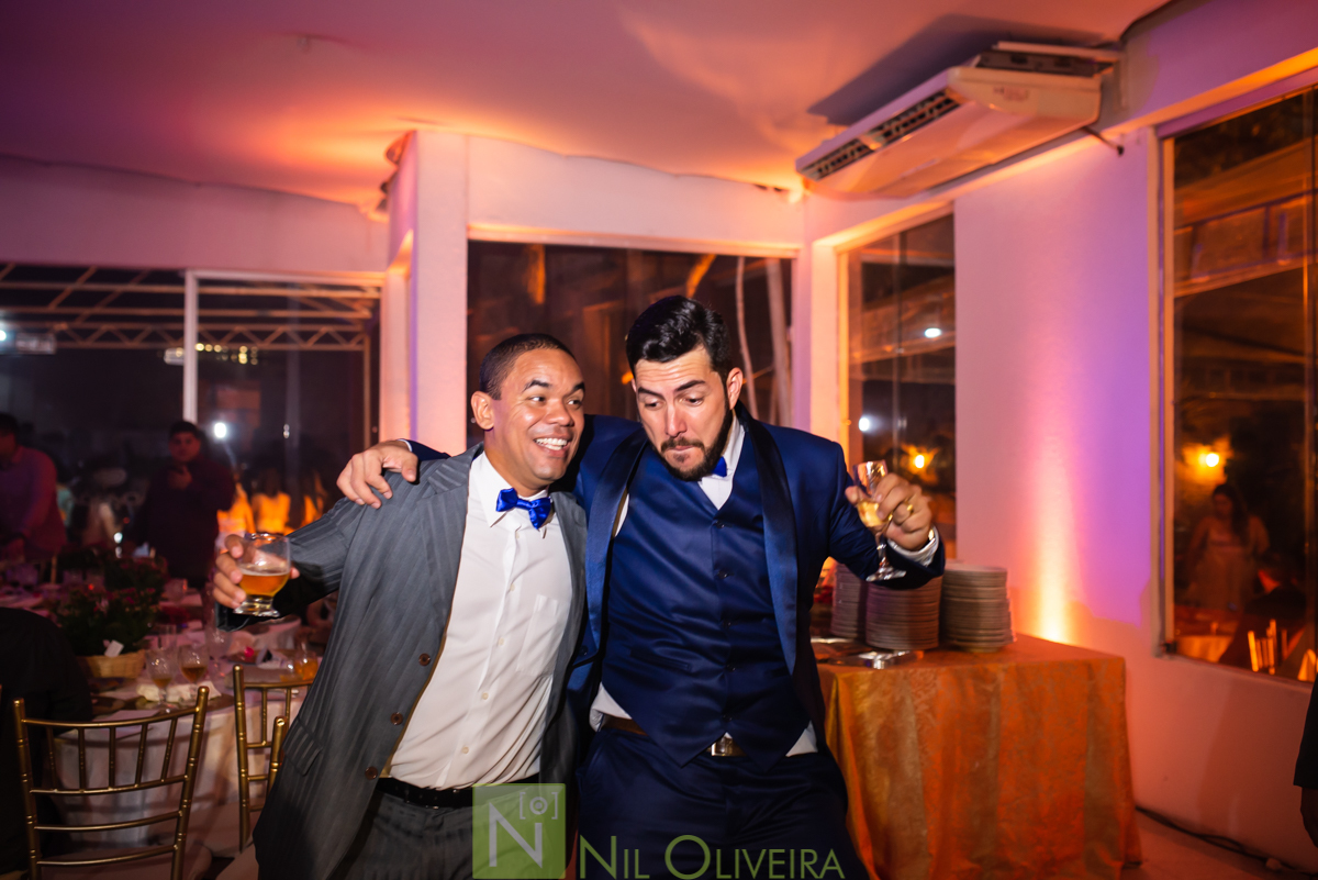 Fotógrafo de casamento Maceió, Cerimônia e Recepção Espaço Agenda, Decoração Isis Reis Decor, Vivi Araújo Assessoria, Flores mais Buquê, Vestido da Noiva I Love Vestidos, Buffet Ana Costas, Música para Casamentos Grupo Pra Sonhar, Sowbar Itinerante