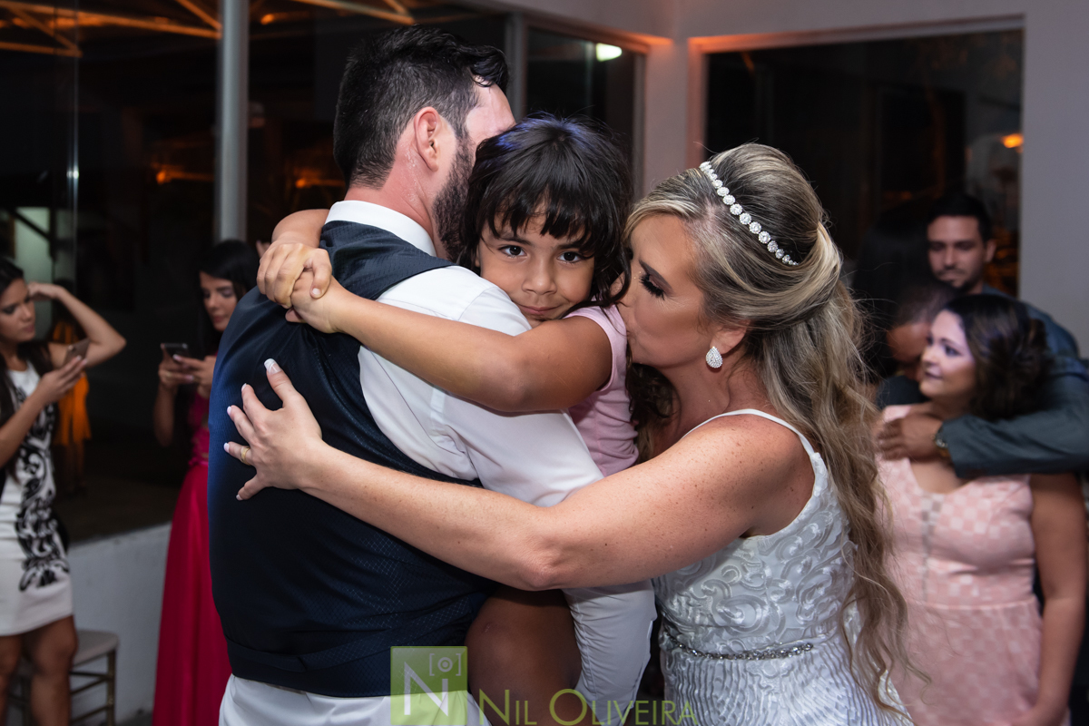 Fotógrafo de casamento Maceió, Cerimônia e Recepção Espaço Agenda, Decoração Isis Reis Decor, Vivi Araújo Assessoria, Flores mais Buquê, Vestido da Noiva I Love Vestidos, Buffet Ana Costas, Música para Casamentos Grupo Pra Sonhar, Sowbar Itinerante