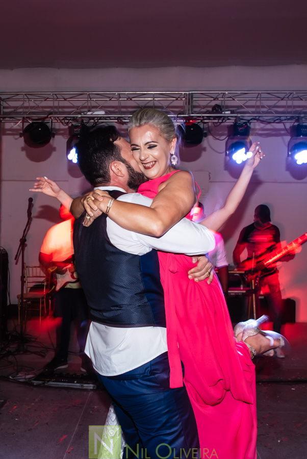 Fotógrafo de casamento Maceió, Cerimônia e Recepção Espaço Agenda, Decoração Isis Reis Decor, Vivi Araújo Assessoria, Flores mais Buquê, Vestido da Noiva I Love Vestidos, Buffet Ana Costas, Música para Casamentos Grupo Pra Sonhar, Sowbar Itinerante