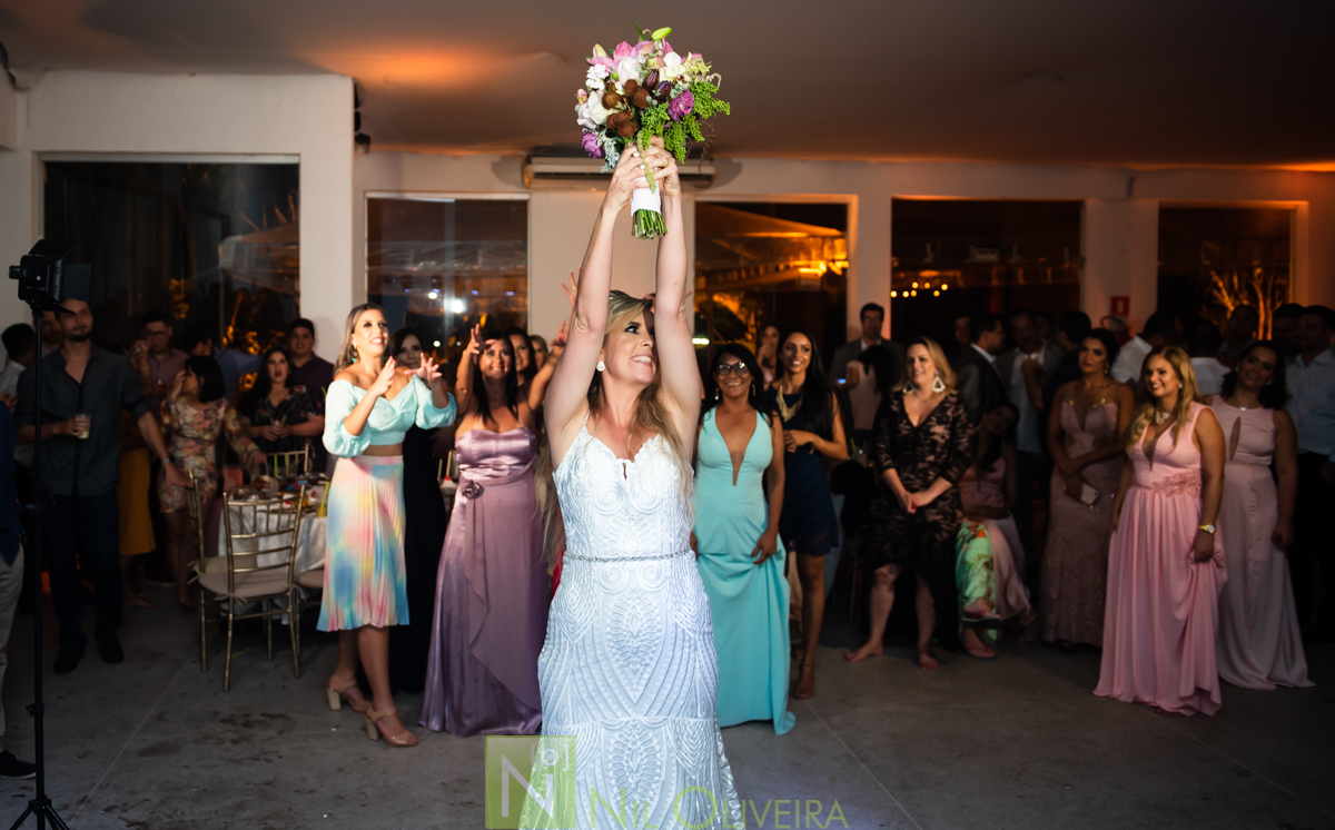 Fotógrafo de casamento Maceió, Cerimônia e Recepção Espaço Agenda, Decoração Isis Reis Decor, Vivi Araújo Assessoria, Flores mais Buquê, Vestido da Noiva I Love Vestidos, Buffet Ana Costas, Música para Casamentos Grupo Pra Sonhar, Sowbar Itinerante