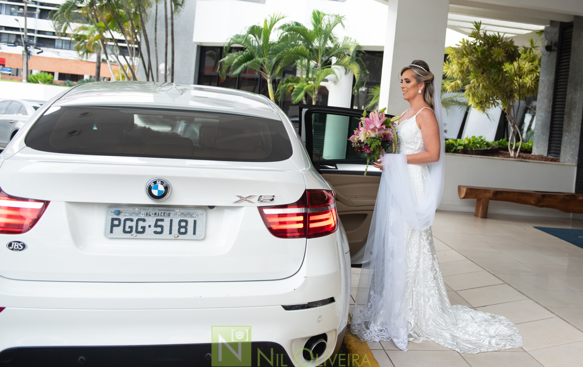 Fotógrafo de casamento Maceió, Cerimônia e Recepção Espaço Agenda, Decoração Isis Reis Decor, Vivi Araújo Assessoria, Flores mais Buquê, Vestido da Noiva I Love Vestidos, Buffet Ana Costas, Música para Casamentos Grupo Pra Sonhar, Sowbar Itinerante