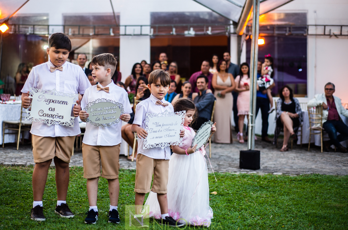 Fotógrafo de casamento Maceió, Cerimônia e Recepção Espaço Agenda, Decoração Isis Reis Decor, Vivi Araújo Assessoria, Flores mais Buquê, Vestido da Noiva I Love Vestidos, Buffet Ana Costas, Música para Casamentos Grupo Pra Sonhar, Sowbar Itinerante