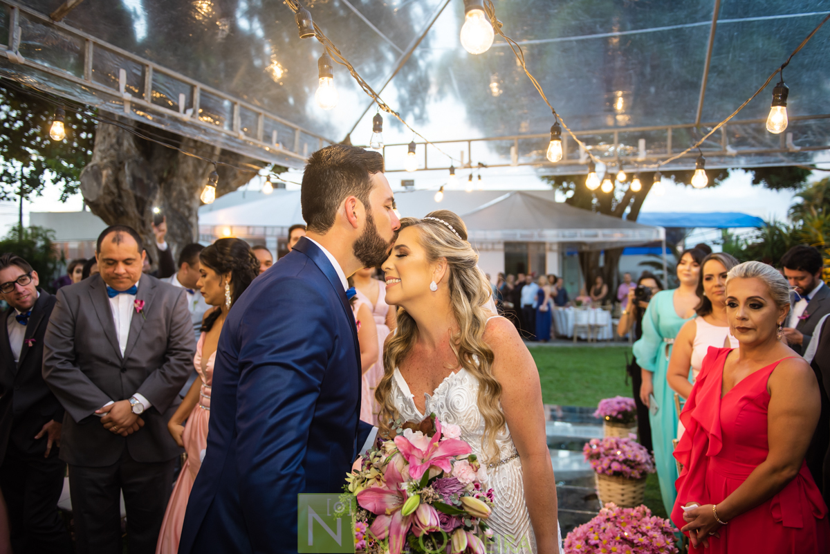 Fotógrafo de casamento Maceió, Cerimônia e Recepção Espaço Agenda, Decoração Isis Reis Decor, Vivi Araújo Assessoria, Flores mais Buquê, Vestido da Noiva I Love Vestidos, Buffet Ana Costas, Música para Casamentos Grupo Pra Sonhar, Sowbar Itinerante