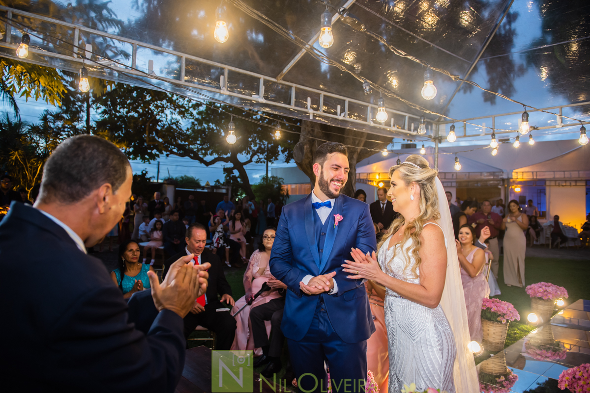 Fotógrafo de casamento Maceió, Cerimônia e Recepção Espaço Agenda, Decoração Isis Reis Decor, Vivi Araújo Assessoria, Flores mais Buquê, Vestido da Noiva I Love Vestidos, Buffet Ana Costas, Música para Casamentos Grupo Pra Sonhar, Sowbar Itinerante