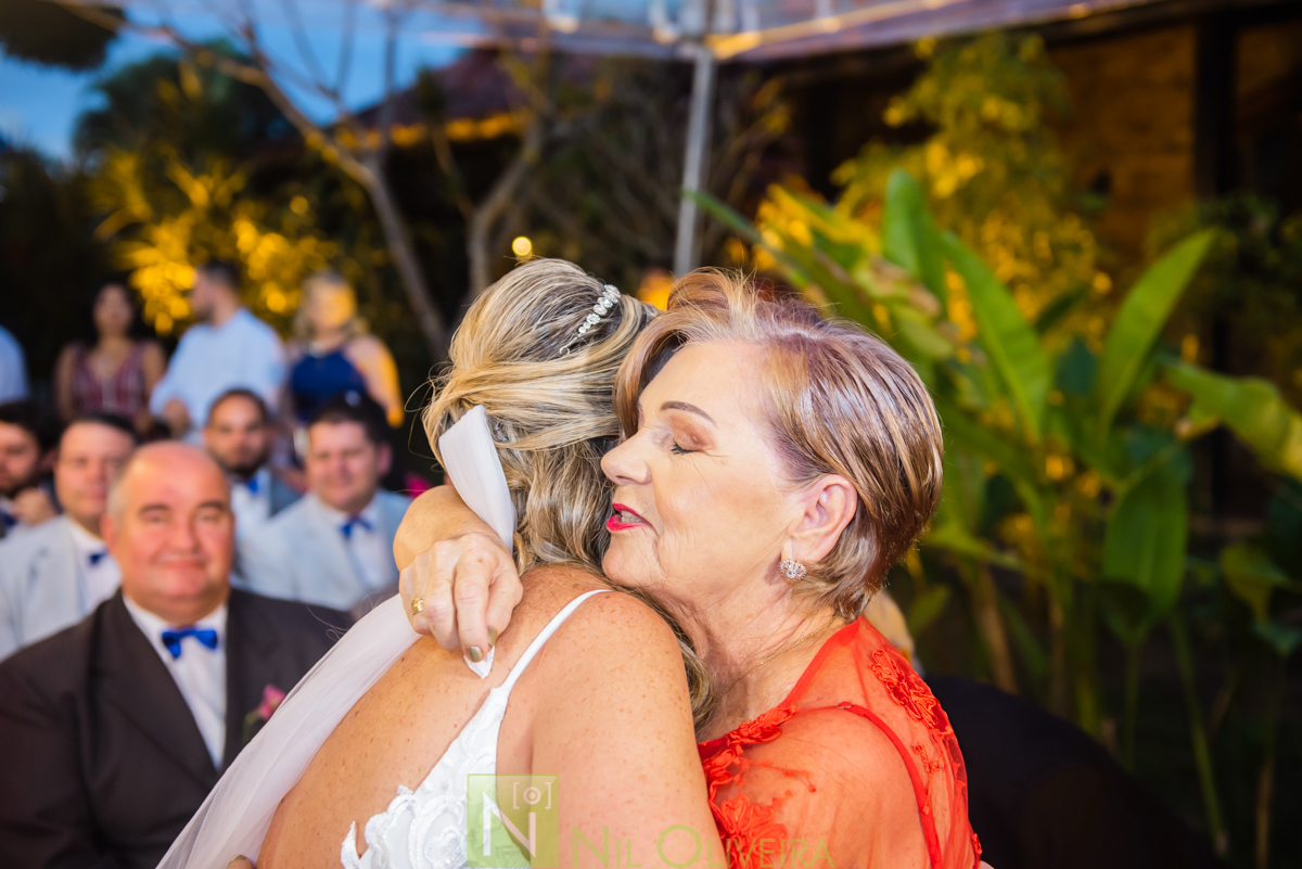 Fotógrafo de casamento Maceió, Cerimônia e Recepção Espaço Agenda, Decoração Isis Reis Decor, Vivi Araújo Assessoria, Flores mais Buquê, Vestido da Noiva I Love Vestidos, Buffet Ana Costas, Música para Casamentos Grupo Pra Sonhar, Sowbar Itinerante