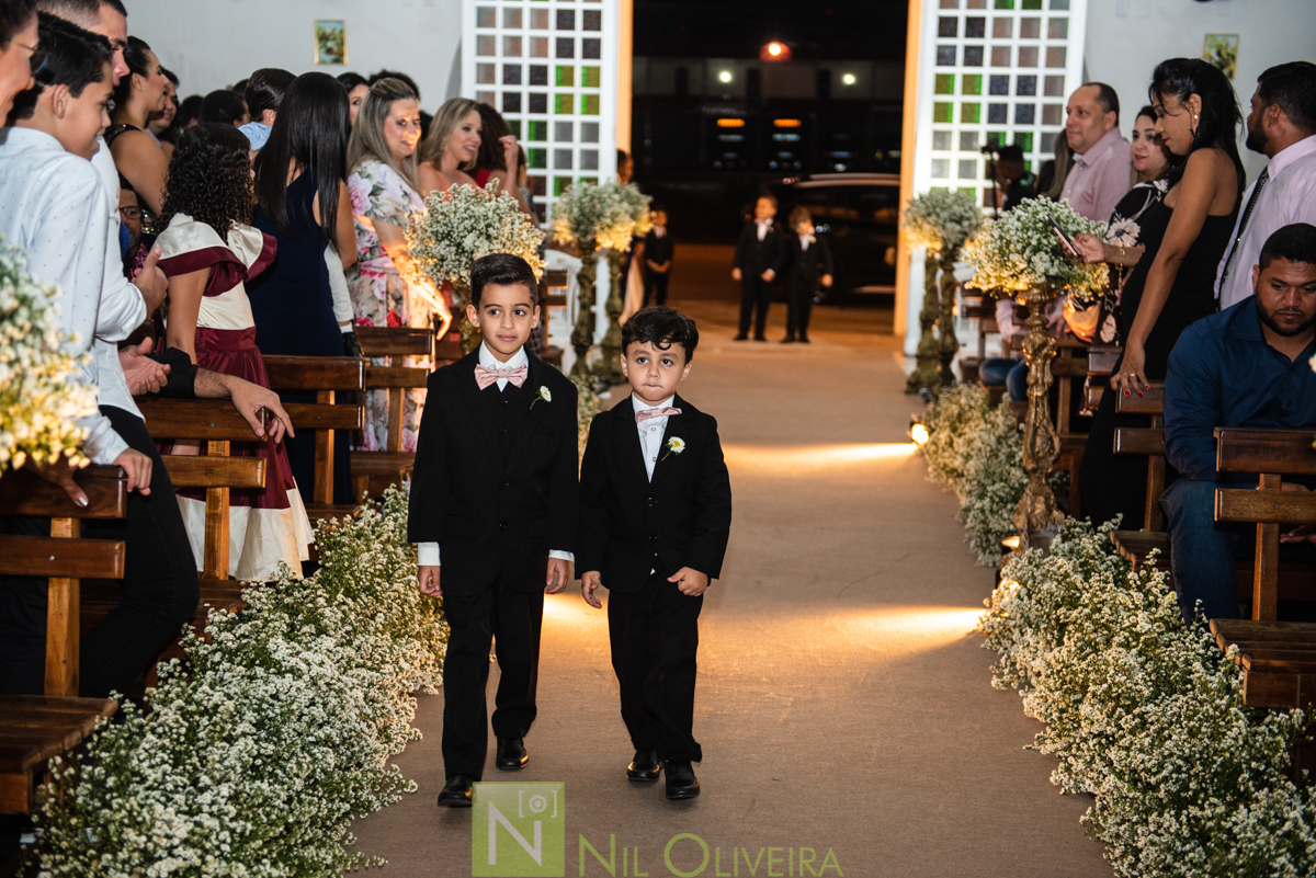 Recepção: Chez Marie, Rec Cerimonial, Decoração Jackson Júnior e Geraldo Barros, Cicero bolos Artísticos, Bem Casados Niedja Belo, Caipfruta Drinks, Locatto Móveis, Star Iluminação Cênica, Jambo Bebidas, Neide Freire, Make Luana Souza, Penteados da Deyse,