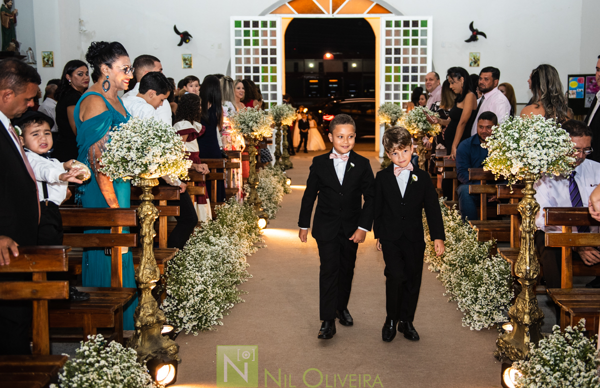 Recepção: Chez Marie, Rec Cerimonial, Decoração Jackson Júnior e Geraldo Barros, Cicero bolos Artísticos, Bem Casados Niedja Belo, Caipfruta Drinks, Locatto Móveis, Star Iluminação Cênica, Jambo Bebidas, Neide Freire, Make Luana Souza, Penteados da Deyse,