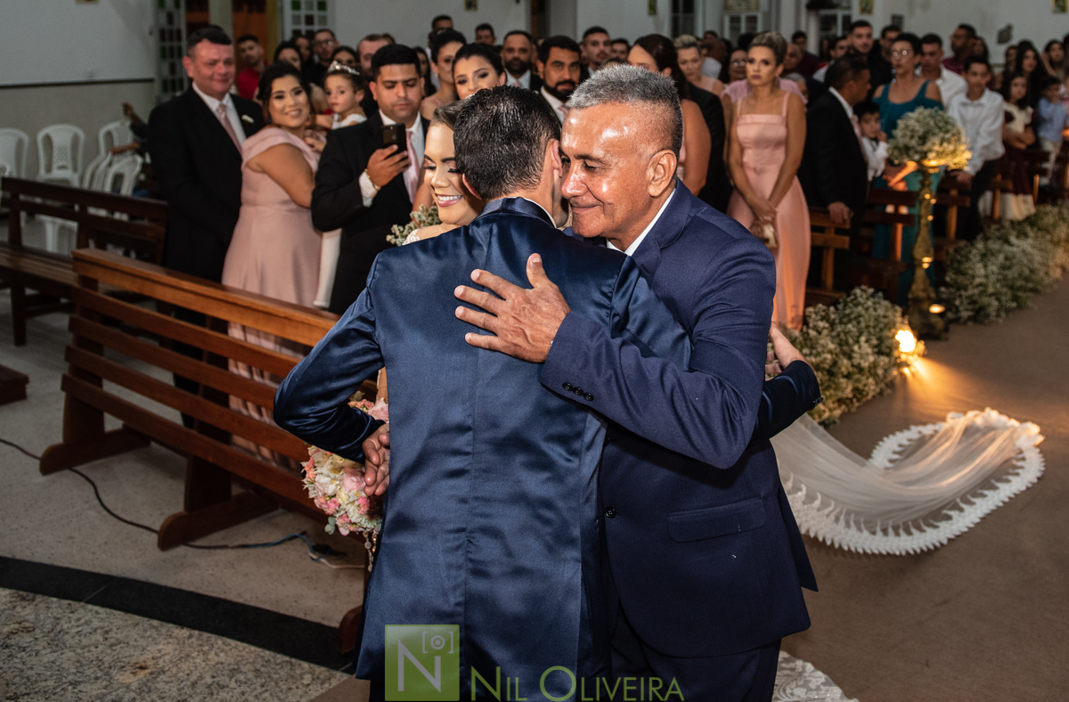 Recepção: Chez Marie, Rec Cerimonial, Decoração Jackson Júnior e Geraldo Barros, Cicero bolos Artísticos, Bem Casados Niedja Belo, Caipfruta Drinks, Locatto Móveis, Star Iluminação Cênica, Jambo Bebidas, Neide Freire, Make Luana Souza, Penteados da Deyse,