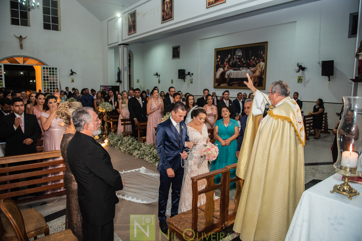 Recepção: Chez Marie, Rec Cerimonial, Decoração Jackson Júnior e Geraldo Barros, Cicero bolos Artísticos, Bem Casados Niedja Belo, Caipfruta Drinks, Locatto Móveis, Star Iluminação Cênica, Jambo Bebidas, Neide Freire, Make Luana Souza, Penteados da Deyse,