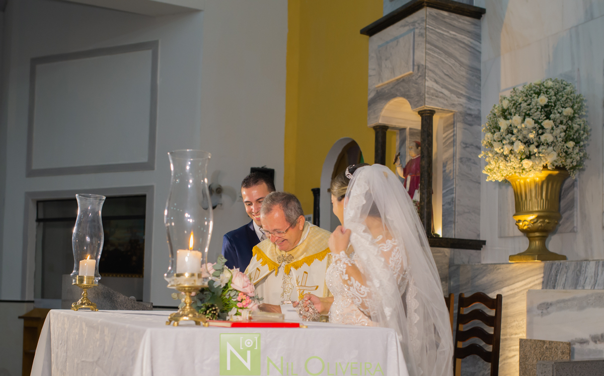 Recepção: Chez Marie, Rec Cerimonial, Decoração Jackson Júnior e Geraldo Barros, Cicero bolos Artísticos, Bem Casados Niedja Belo, Caipfruta Drinks, Locatto Móveis, Star Iluminação Cênica, Jambo Bebidas, Neide Freire, Make Luana Souza, Penteados da Deyse,