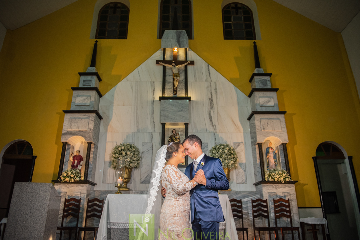 Recepção: Chez Marie, Rec Cerimonial, Decoração Jackson Júnior e Geraldo Barros, Cicero bolos Artísticos, Bem Casados Niedja Belo, Caipfruta Drinks, Locatto Móveis, Star Iluminação Cênica, Jambo Bebidas, Neide Freire, Make Luana Souza, Penteados da Deyse,