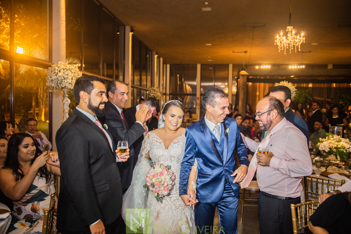 Recepção: Chez Marie, Rec Cerimonial, Decoração Jackson Júnior e Geraldo Barros, Cicero bolos Artísticos, Bem Casados Niedja Belo, Caipfruta Drinks, Locatto Móveis, Star Iluminação Cênica, Jambo Bebidas, Neide Freire, Make Luana Souza, Penteados da Deyse,