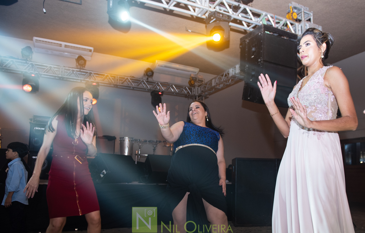 Recepção: Chez Marie, Rec Cerimonial, Decoração Jackson Júnior e Geraldo Barros, Cicero bolos Artísticos, Bem Casados Niedja Belo, Caipfruta Drinks, Locatto Móveis, Star Iluminação Cênica, Jambo Bebidas, Neide Freire, Make Luana Souza, Penteados da Deyse,