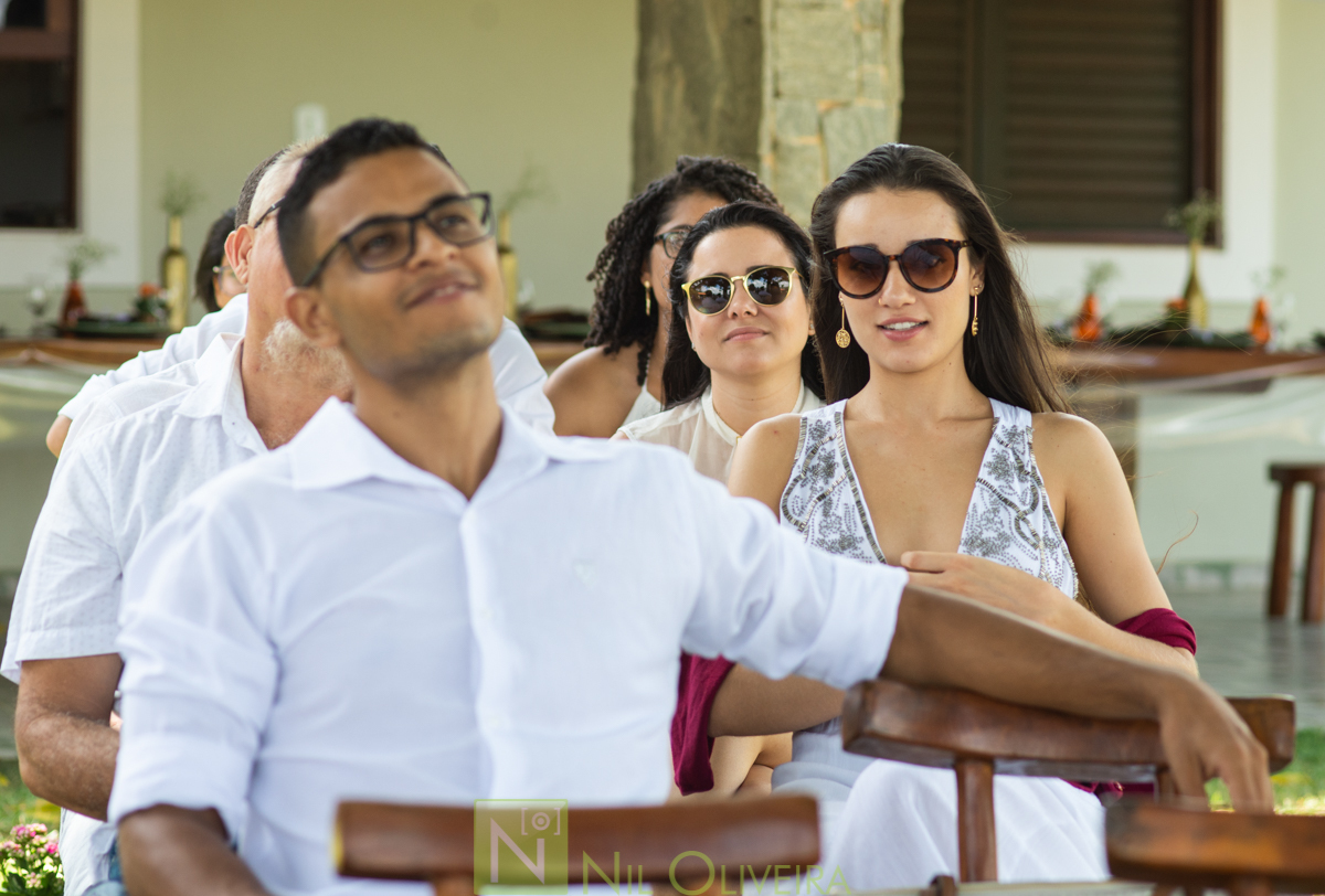 Local: @euquerosossego 
Vestido: @dita.oficial
Buquê: @cetin.acessoriosdenoiva
Bolo e doces: @brigadeiro.e.cia
Decoração e lembrancinhas : @ateliecriarte_