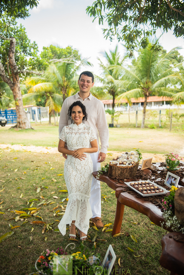 Local: @euquerosossego 
Vestido: @dita.oficial
Buquê: @cetin.acessoriosdenoiva
Bolo e doces: @brigadeiro.e.cia
Decoração e lembrancinhas : @ateliecriarte_