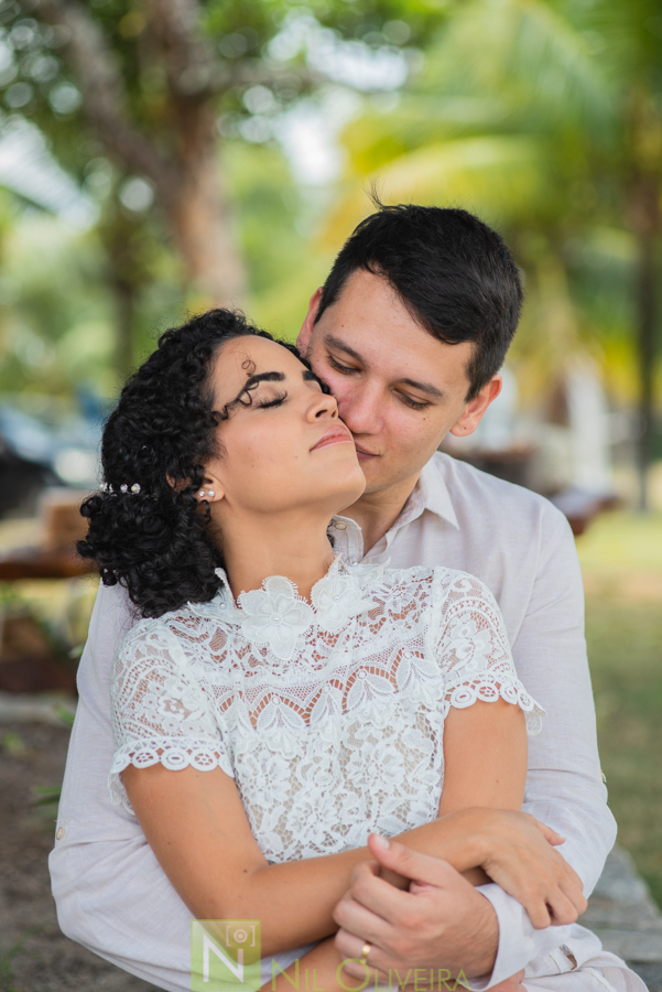 Local: @euquerosossego 
Vestido: @dita.oficial
Buquê: @cetin.acessoriosdenoiva
Bolo e doces: @brigadeiro.e.cia
Decoração e lembrancinhas : @ateliecriarte_