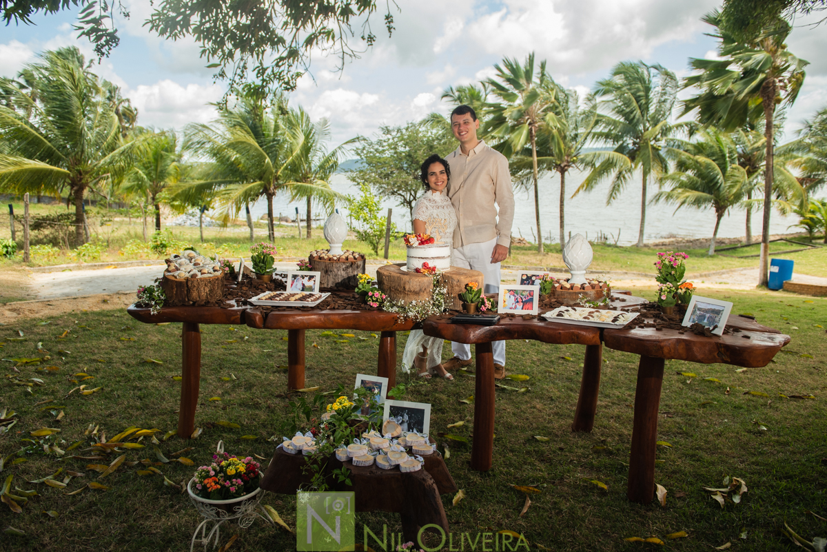 Local: @euquerosossego 
Vestido: @dita.oficial
Buquê: @cetin.acessoriosdenoiva
Bolo e doces: @brigadeiro.e.cia
Decoração e lembrancinhas : @ateliecriarte_
