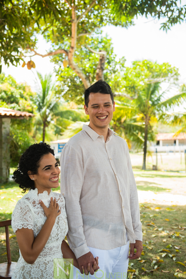 Local: @euquerosossego 
Vestido: @dita.oficial
Buquê: @cetin.acessoriosdenoiva
Bolo e doces: @brigadeiro.e.cia
Decoração e lembrancinhas : @ateliecriarte_