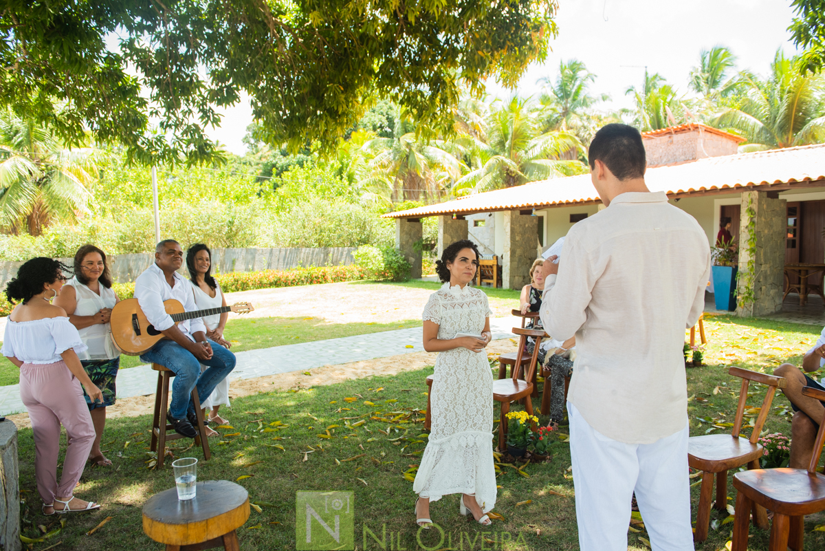 Local: @euquerosossego 
Vestido: @dita.oficial
Buquê: @cetin.acessoriosdenoiva
Bolo e doces: @brigadeiro.e.cia
Decoração e lembrancinhas : @ateliecriarte_