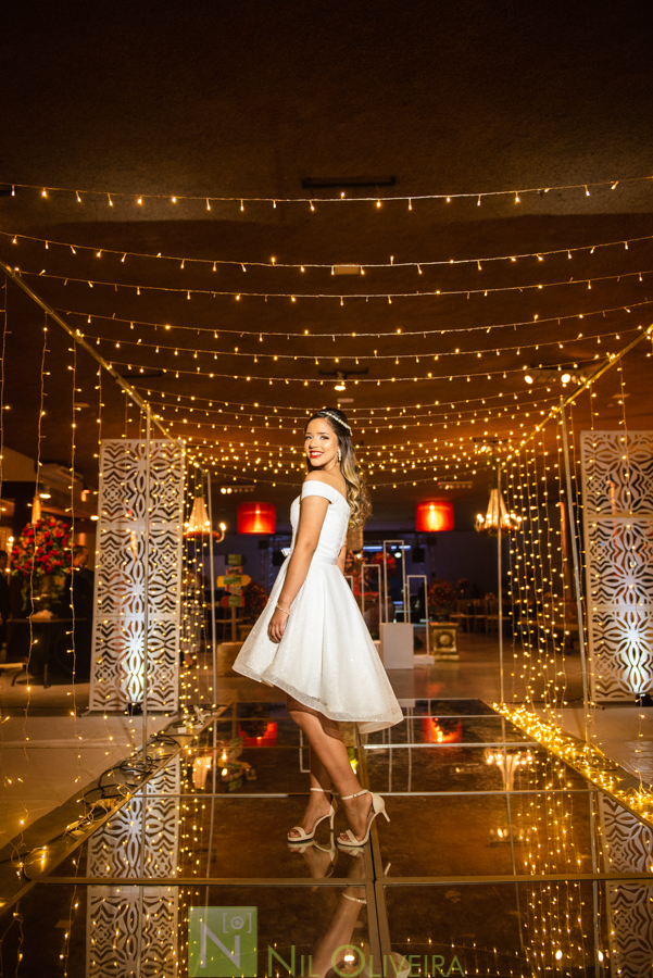 Fotógrafo de 15 anos Maceió Alagoas, Salão de festas Chez marie, BuffetChez marie, Tranças da Leticia, Decorador Rastellis Eventos, Palco, som e iluminação: P2 Áudio visual, Seguranças: Sr. Ferreira, Letras luminosas: Reled Maceió, Bebidas: Jambo Bebidas