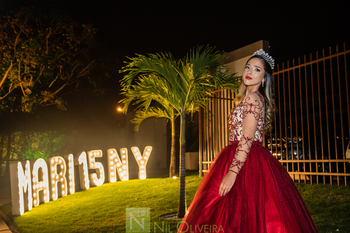 Fotógrafo de 15 anos Maceió Alagoas, Salão de festas Chez marie, BuffetChez marie, Tranças da Leticia, Decorador Rastellis Eventos, Palco, som e iluminação: P2 Áudio visual, Seguranças: Sr. Ferreira, Letras luminosas: Reled Maceió, Bebidas: Jambo Bebidas