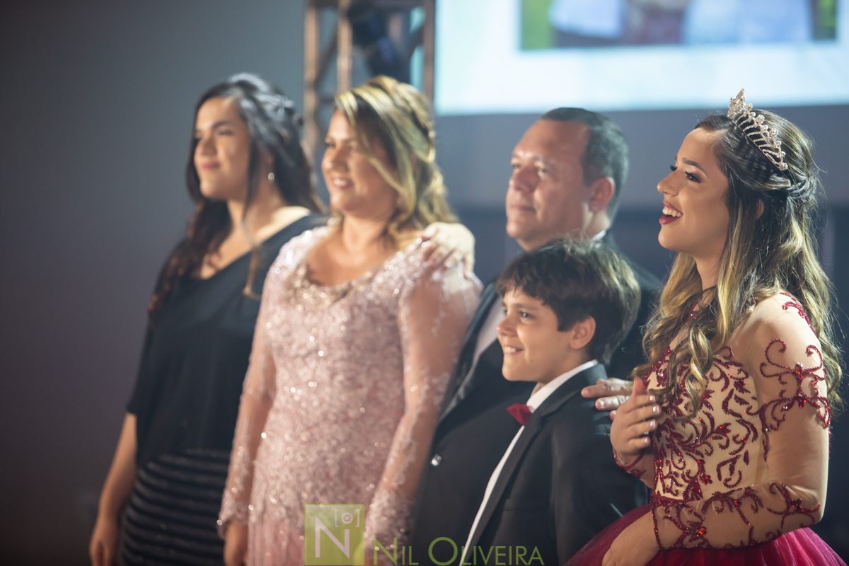 Fotógrafo de 15 anos Maceió Alagoas, Salão de festas Chez marie, BuffetChez marie, Tranças da Leticia, Decorador Rastellis Eventos, Palco, som e iluminação: P2 Áudio visual, Seguranças: Sr. Ferreira, Letras luminosas: Reled Maceió, Bebidas: Jambo Bebidas