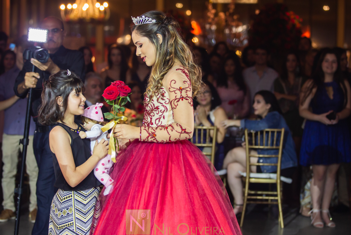 Fotógrafo de 15 anos Maceió Alagoas, Salão de festas Chez marie, BuffetChez marie, Tranças da Leticia, Decorador Rastellis Eventos, Palco, som e iluminação: P2 Áudio visual, Seguranças: Sr. Ferreira, Letras luminosas: Reled Maceió, Bebidas: Jambo Bebidas