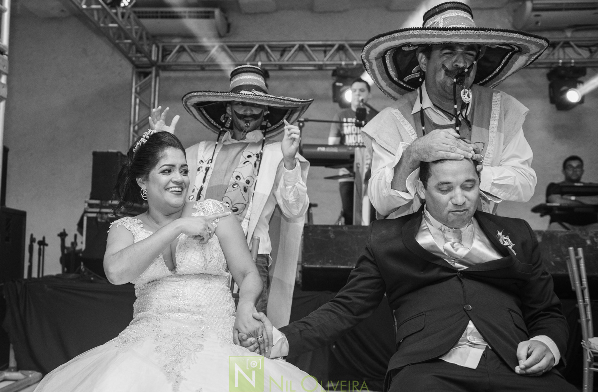 Fotógrafo de casamento Maceió, Le Jardin Recepções, Decoração Le Jardin Recepções, Espelho mágico: Picturef Fun, Vestido: Arrazo Noivas, Unhas: Neta Melo Studio, Cantor: Pitú o Rei da Farra, Cabelo e make: Michelle Almeida