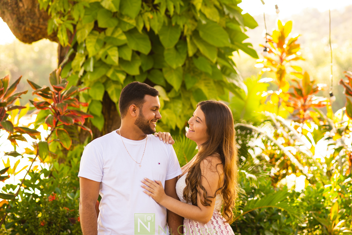Sitio Lagoa Doce, Make Thays Damasio, Um detalhe, um olhar, um sorriso, local, vestido, maquiagem e o seu par perfeito, tudo tem que estar sincronizado, para momentos únicos a fotografia é tudo.