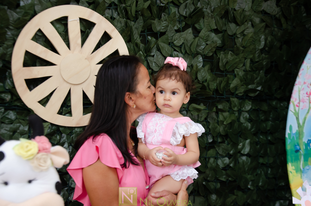 Fotógrafo de aniversário Maceió, Fotógrafo Maceió, salão de festa piroetta, fotos criativas de casamento, fotos criativas pré wedding, trash the dress Maceió, wesley bolos, wesley bolos maceió
