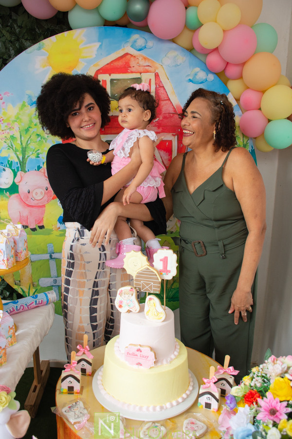 Fotógrafo de aniversário Maceió, Fotógrafo Maceió, salão de festa piroetta, fotos criativas de casamento, fotos criativas pré wedding, trash the dress Maceió, wesley bolos, wesley bolos maceió
