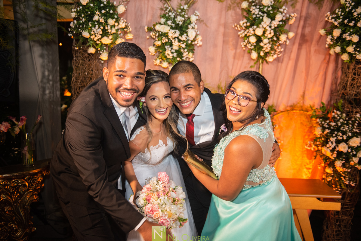 Fotógrafo de casamento Maceió, Cerimônia e Recepção Arena Champs, Aelx Lima Decor, Paullynha Lopes Assessoria, Vestido da Noiva Adna Guizeline, Buffet Renata Santos, Bolo Nathan Santos