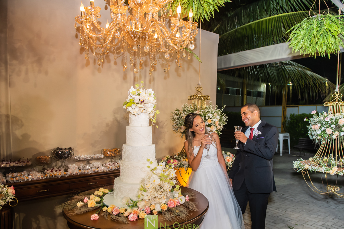 Fotógrafo de casamento Maceió, Cerimônia e Recepção Arena Champs, Aelx Lima Decor, Paullynha Lopes Assessoria, Vestido da Noiva Adna Guizeline, Buffet Renata Santos, Bolo Nathan Santos
