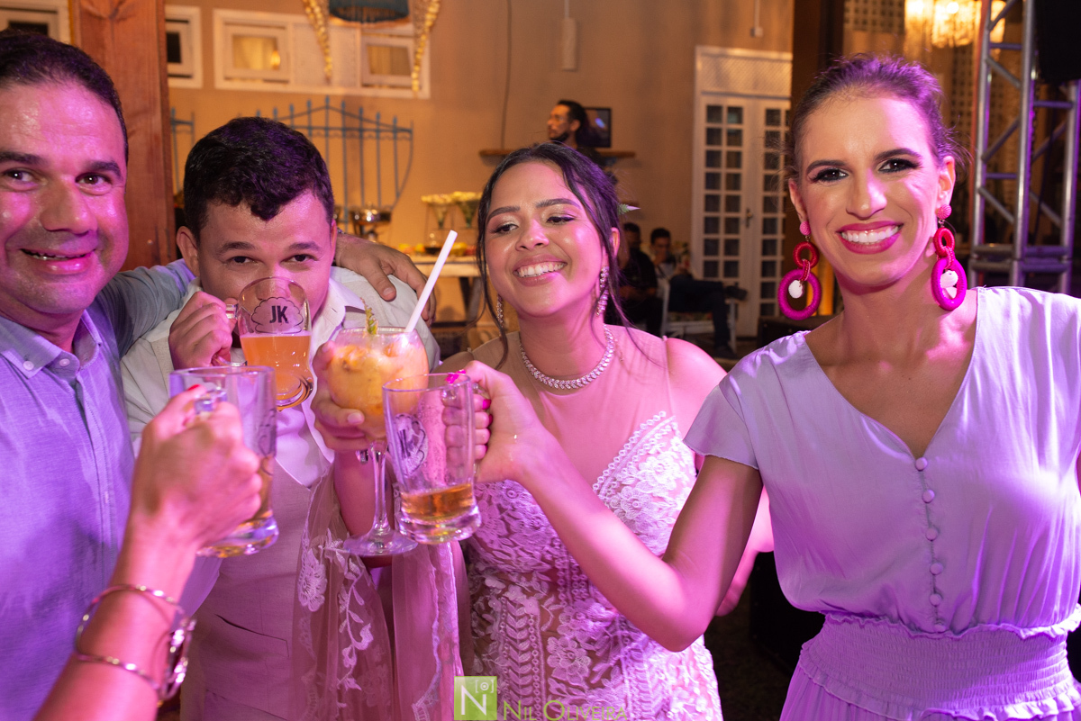 Fotógrafo de casamento Maceió, Cerimônia e Recepção: Villa Del Mare “Alagoas”
, Alex lima Decor, Ac2 Assessoria e Cerimonial, Cabelo e make up: Praquê Salão
, Vestido da Noiva Arrazo noivas, Villa Del Mare “Alagoas, Leve Amor Music, Nathan Santos Cake
